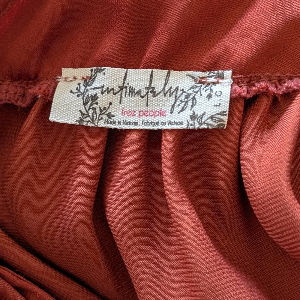 Women's Rust Top - Picture 9 of 9